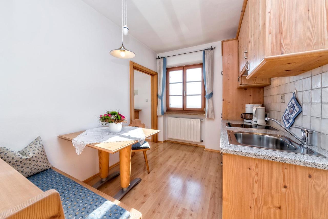 Hofer Am Bach Villa Lagundo Bagian luar foto